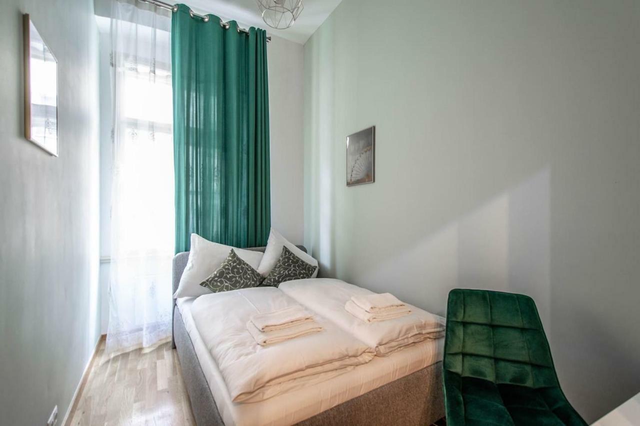 Design 3bdr In Residence, Free Parking Appartement Prague
