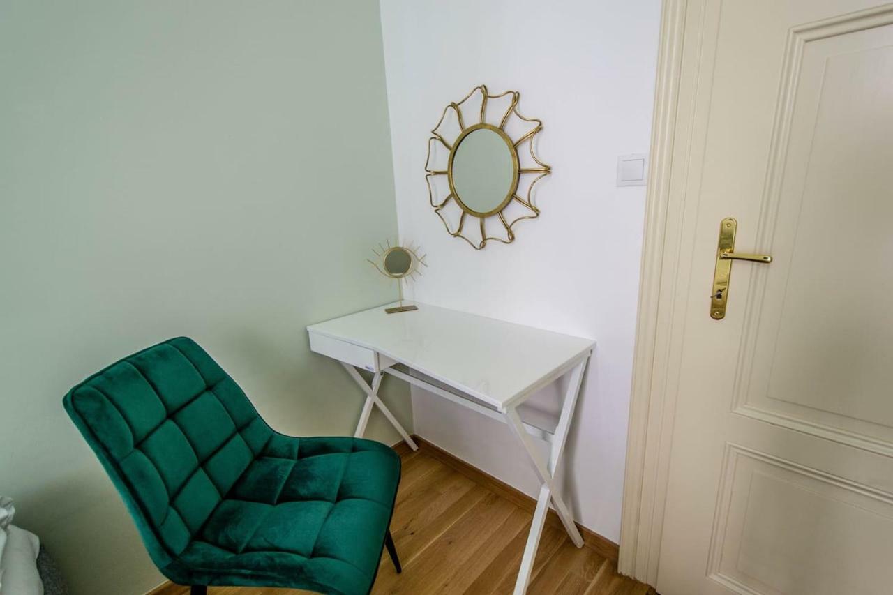 Design 3bdr In Residence, Free Parking Appartement *