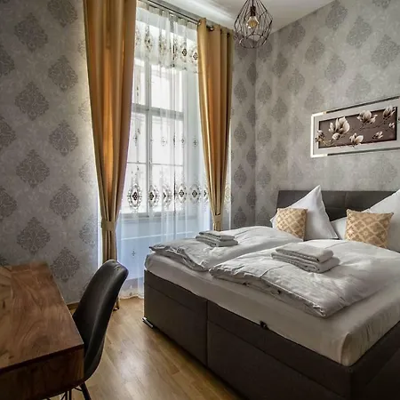 Design 3Bdr Apartment In Residence, Free Parking Prague Exterior photo