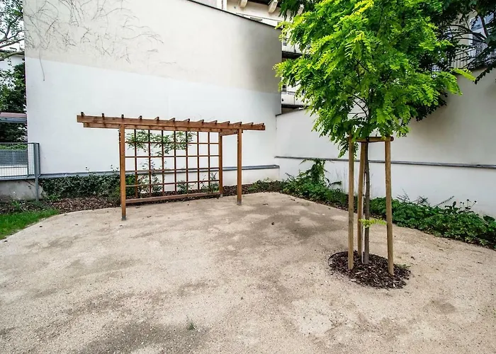Design 3Bdr Apartment In Residence, Free Parking