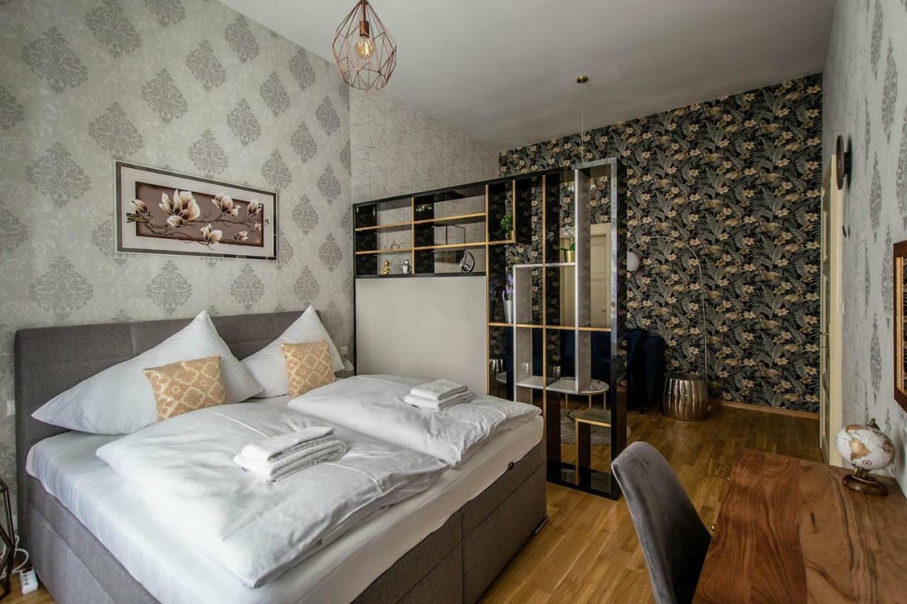 Design 3bdr In Residence, Free Parking * Praag