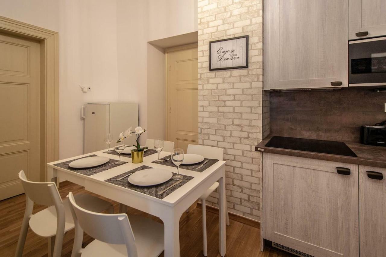 Design 3bdr In Residence, Free Parking * Praag