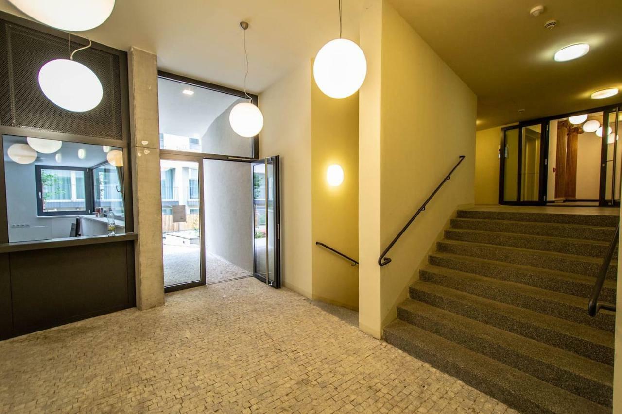 Design 3bdr In Residence, Free Parking Praag